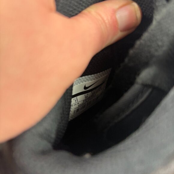 Nike Men's 11 Air Force 1 Mid '07 Black Athletic Lace-up Sneakers - Picture 2 of 14